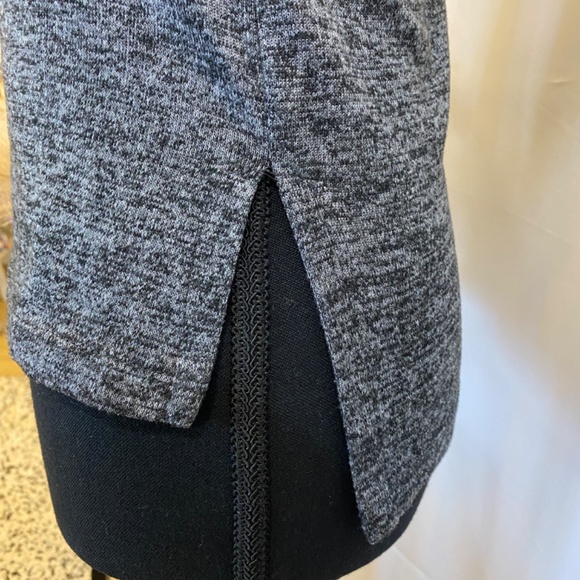 Cute Pull-over by Oh MG! (B2030) - Picture 3 of 6